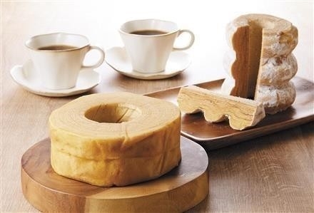 GF181ＧＡＲＢＡ　バームクーヘンギフトＢＯＸ（Ｓ）