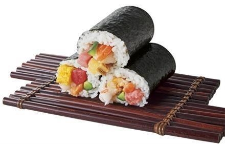 02：【宴】海鮮太巻きづくし3本＜ハーフ3本セット＞　ご予約特典150P